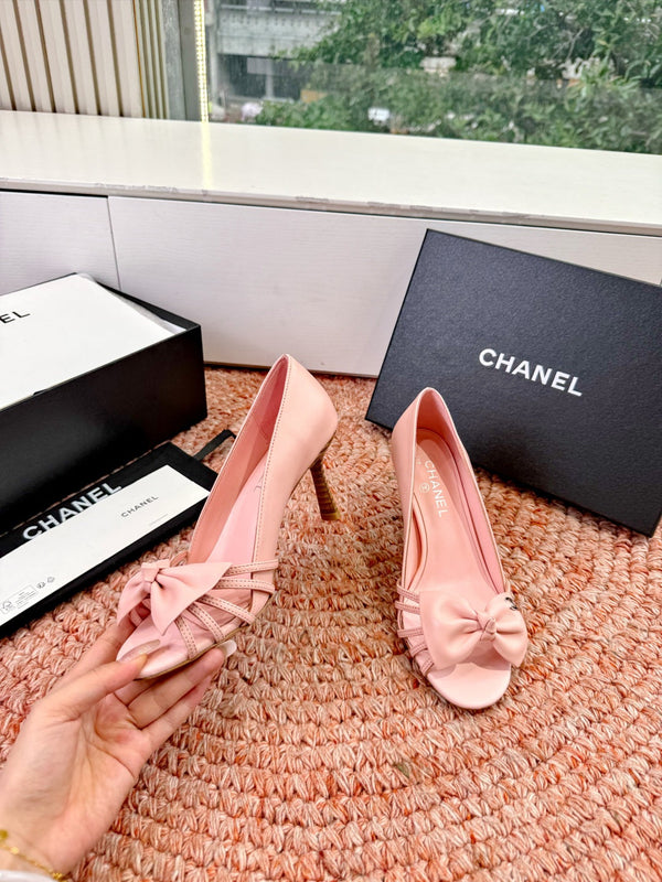 CC 26s Bow High Heels Pink Sheepskin 703677
