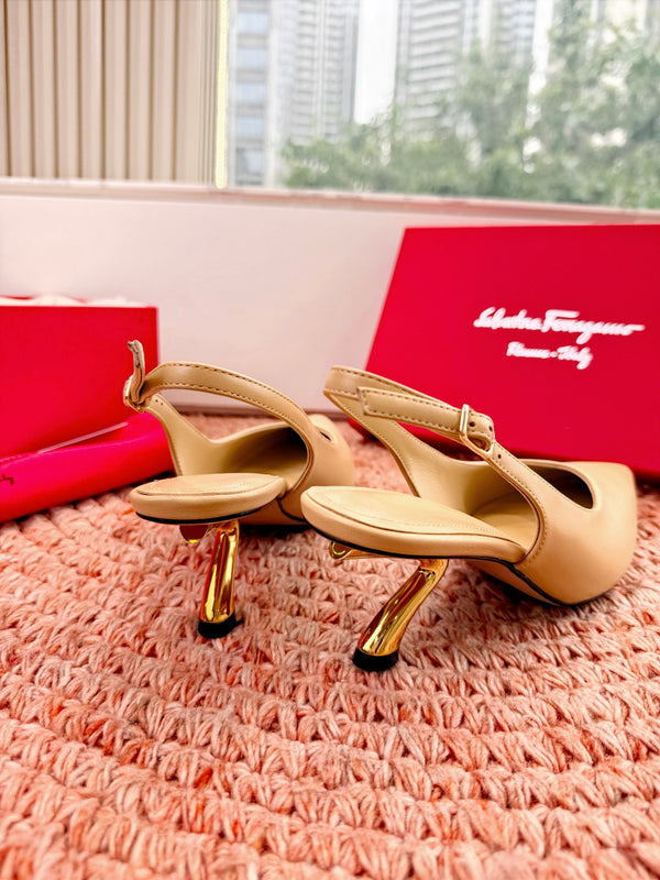 Ferragamo Salvatore Slingback Beige Sheepskin 760456