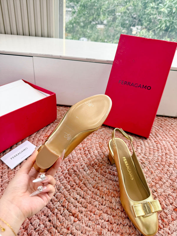 Ferragamo Vara Slingback Gold Sheepskin 760462