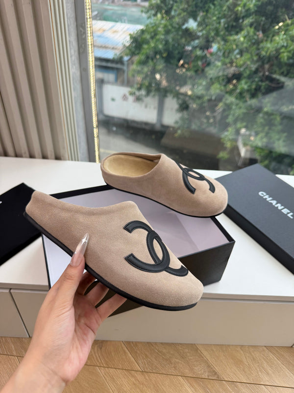 CC 26s Mules Taupe Suede 967491