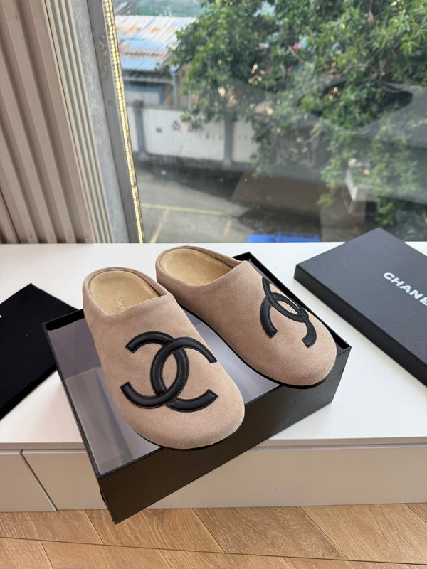 CC 26s Mules Taupe Suede 967491