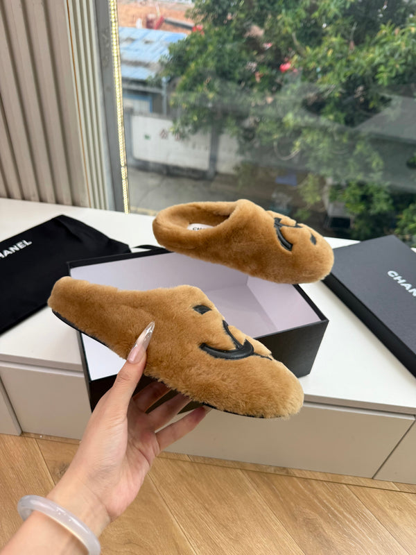 CC 26s Mules Beige Shearling 9675442