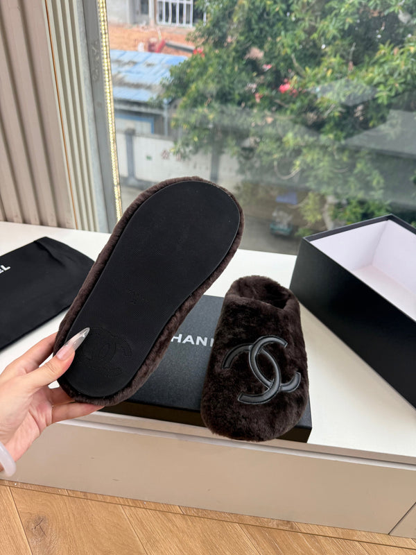 CC 26s Mules Dark Brown Shearling 967543