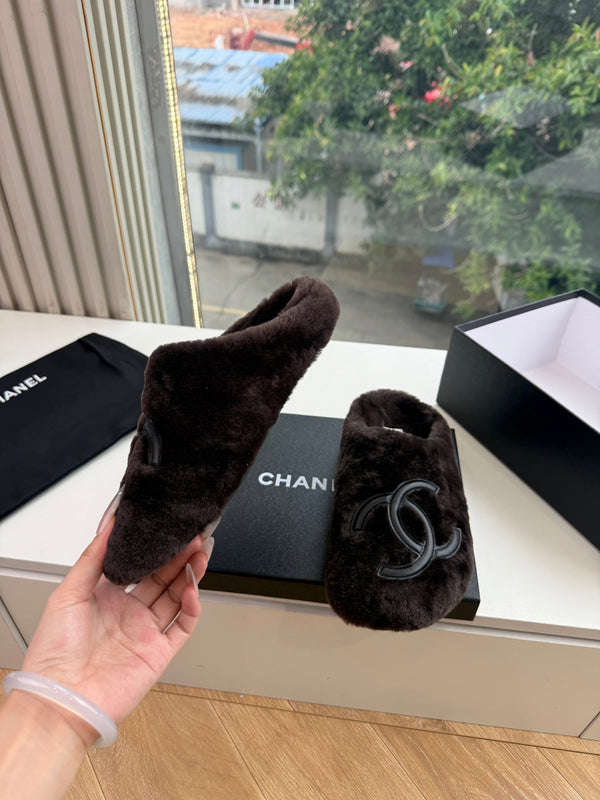 CC 26s Mules Dark Brown Shearling 967543