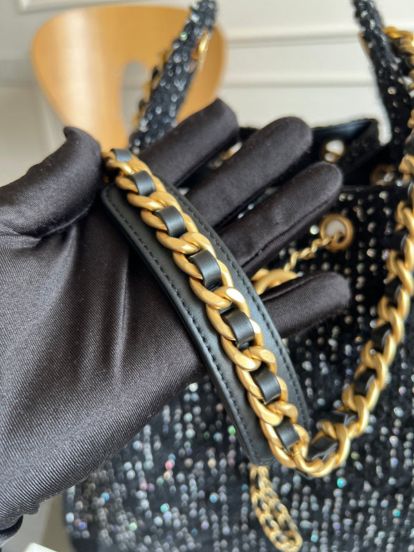 Chanel 25s Hobo Bag 40 In Black Tweed With Gold Hardware