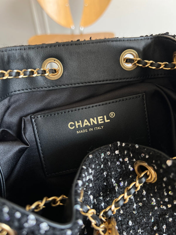 Chanel 25s Hobo Bag 40 In Black Tweed With Gold Hardware