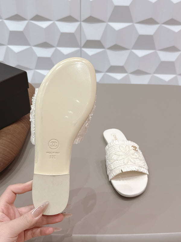 CC 26s Sandales Plates Blanches Cuir Paille 613264