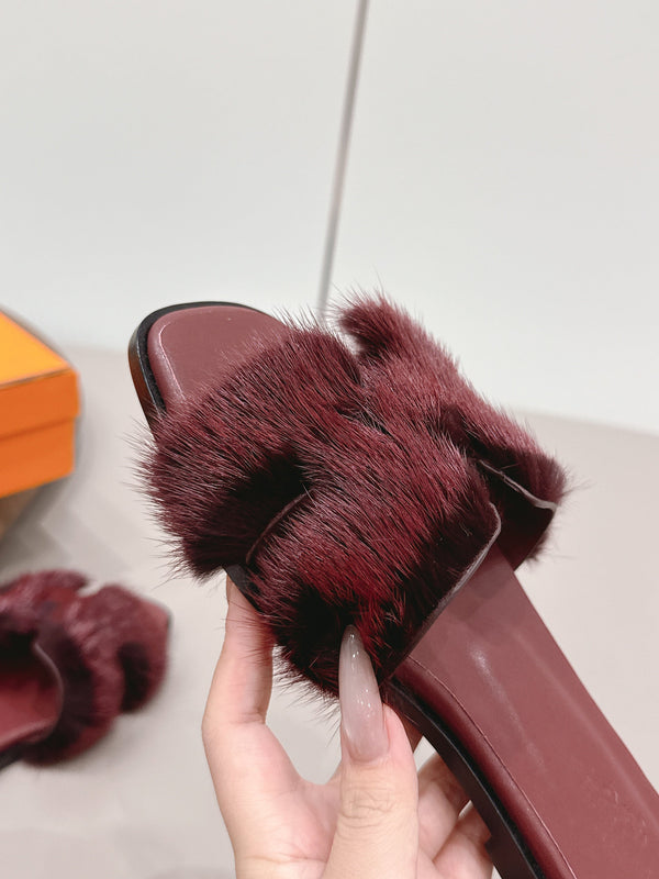 HM 25 Oran Burgundy Fur Leather 738411