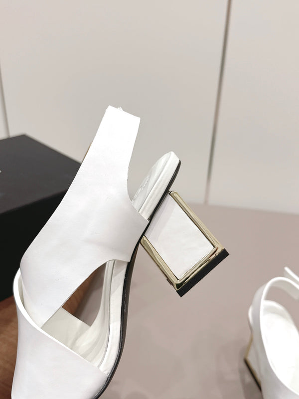 Sandales à bout rond et talon carré CC 26s en cuir blanc de 7,5 cm