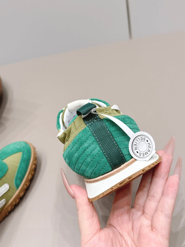 HM 26s Bouncing Sneakers Green Nylon Suede