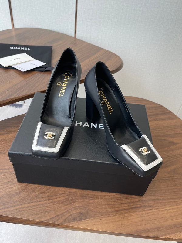 CC SS26 Mathieu Blazy Pumps 90mm Black Sheepskin 529526