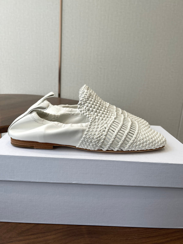 CL Ballet Lace-Up Shoe White Woven Lambskin 790672