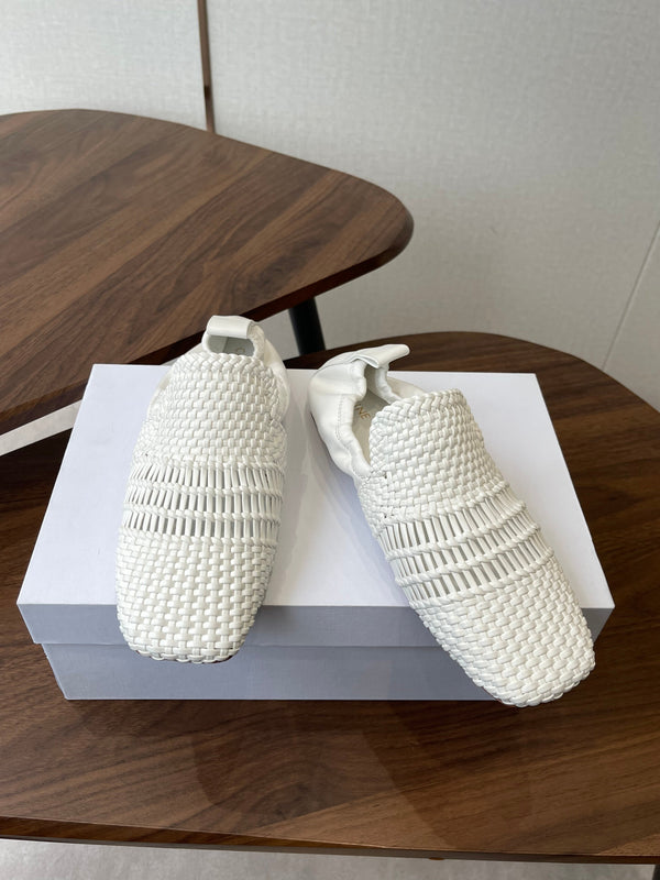 CL Ballet Lace-Up Shoe White Woven Lambskin 790672