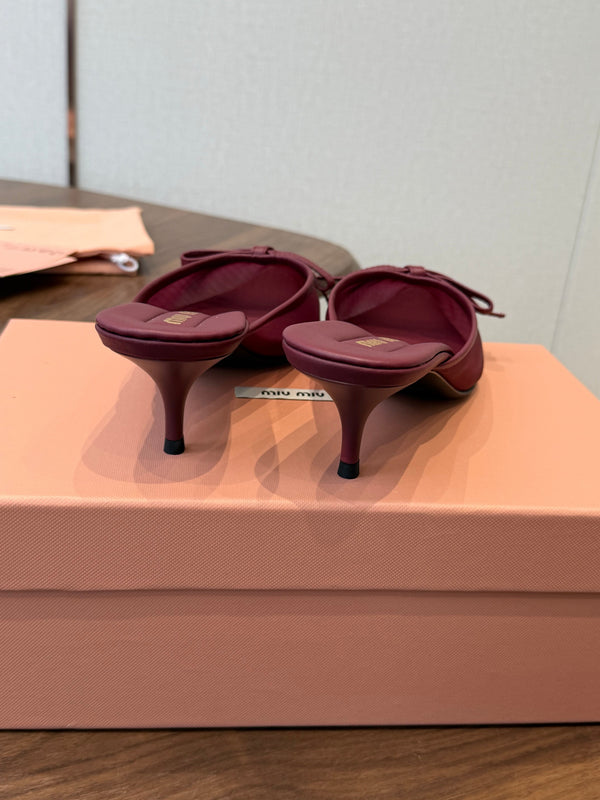 Miu 26s High-Heeled Mules Burgundy Mixed Sheepskin with Lace 790456