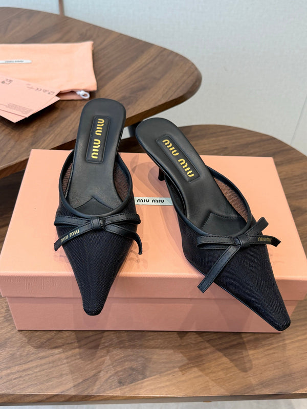 Miu 26s High-Heeled Mules Black Mixed Sheepskin with Lace 790457