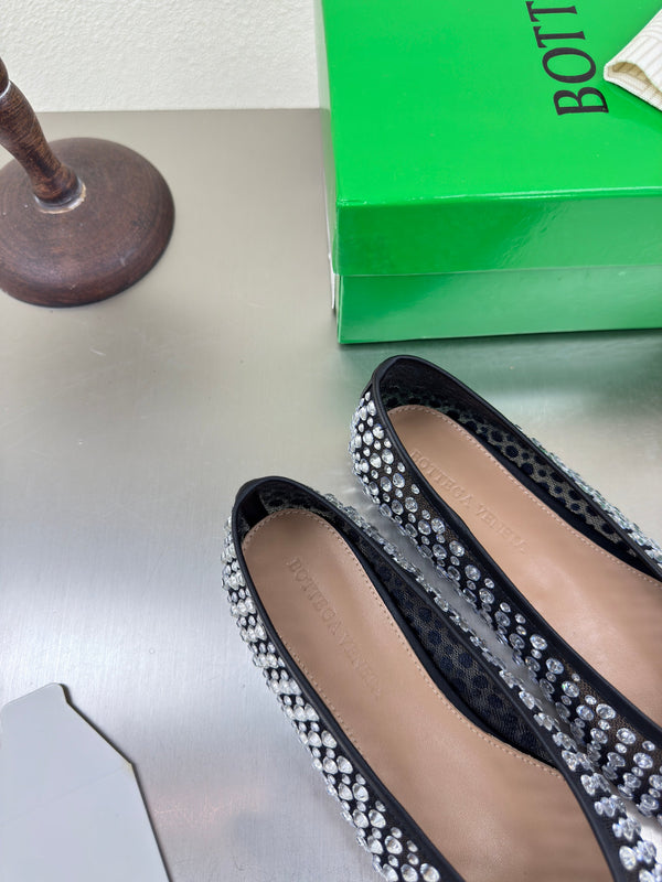 BV Rhinestones Sofia Deep Flat Black Mesh 428484