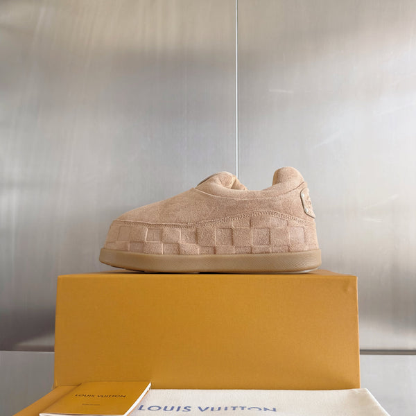 LV Yeti Slip On 20mm Cameo Embossed Damier Graphine Suede 459764