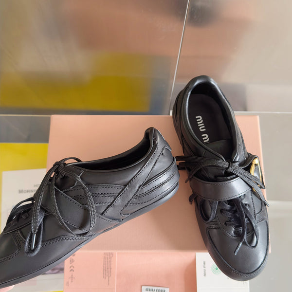 Miu Sneakers With Bucklee Black Leather 509755