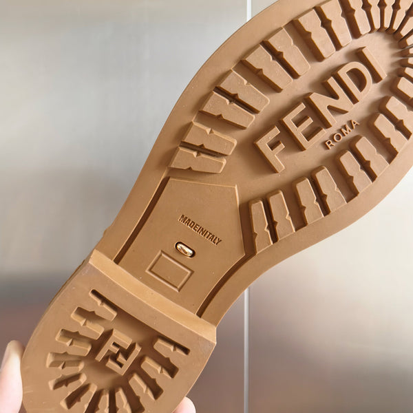 Fendi 2025 Botte Chelsea Marron en Tissu Suédé à Monogramme FF 553104