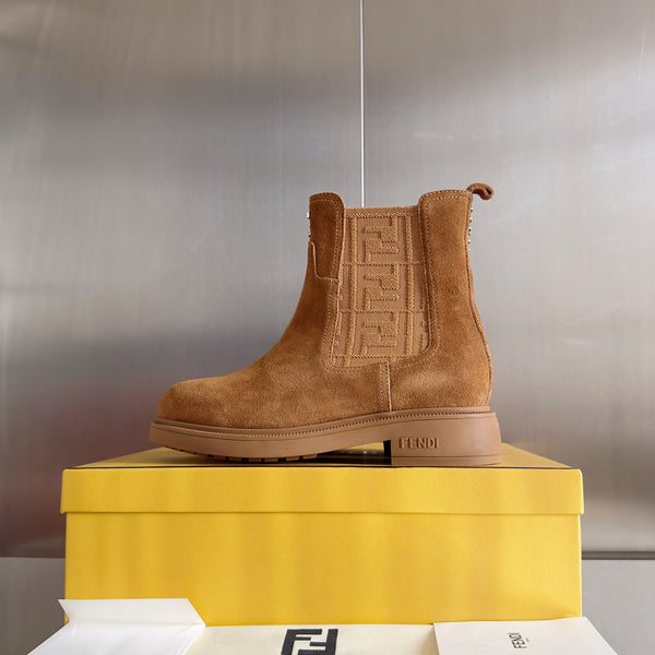 Fendi 2025 Botte Chelsea Marron en Tissu Suédé à Monogramme FF 553104
