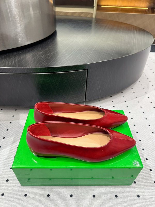 BV 26s Ballet Flats Red Calfskin
