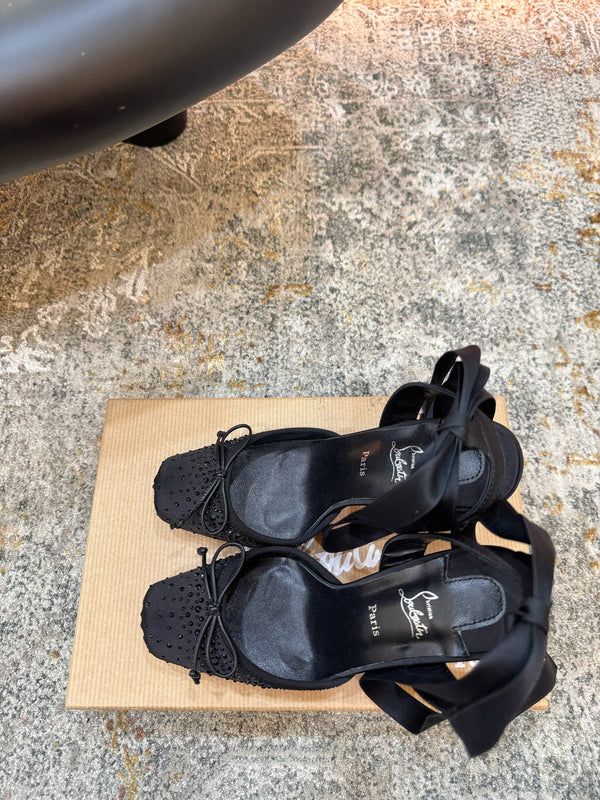 CL Cassia Lace Up Pumps Diamond-Embellished 10.5 Black Satin 637425