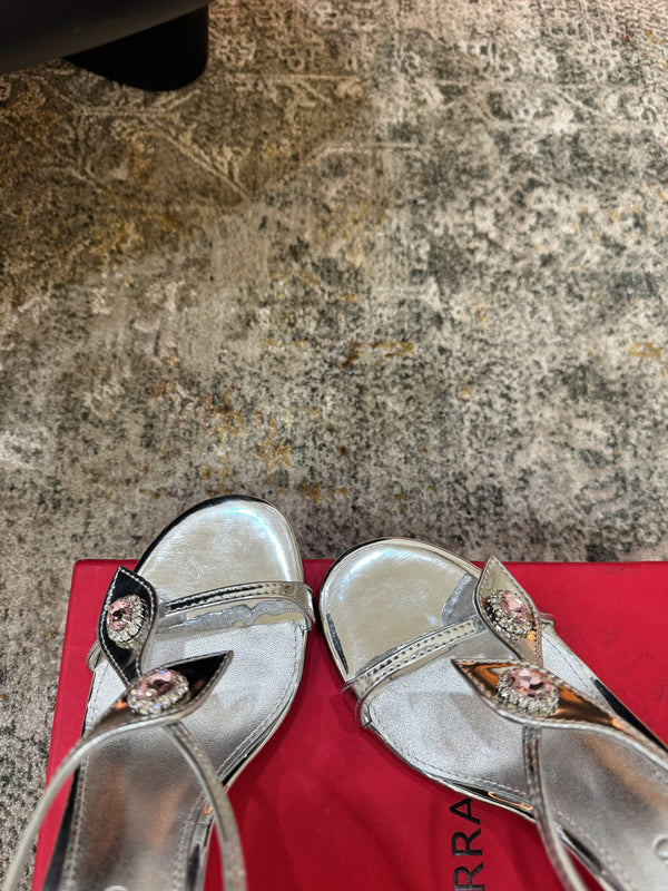 Ferragamo Crystal Embellishments Sandals 9cm Sliver Patent Leather 694843