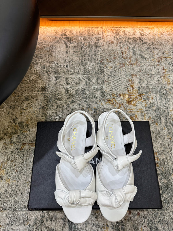 CC Double Bow Sandal 2cm White Sheepskin 804022