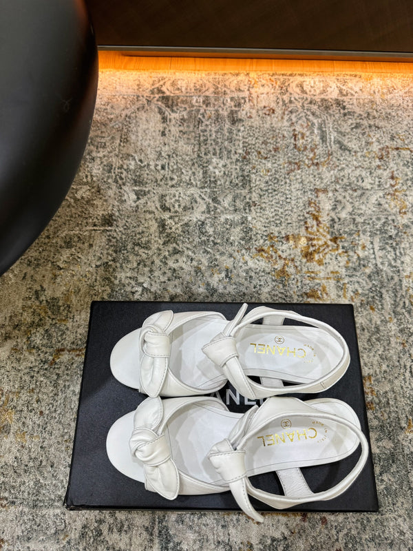 CC Double Bow Sandal 2cm White Sheepskin 804022