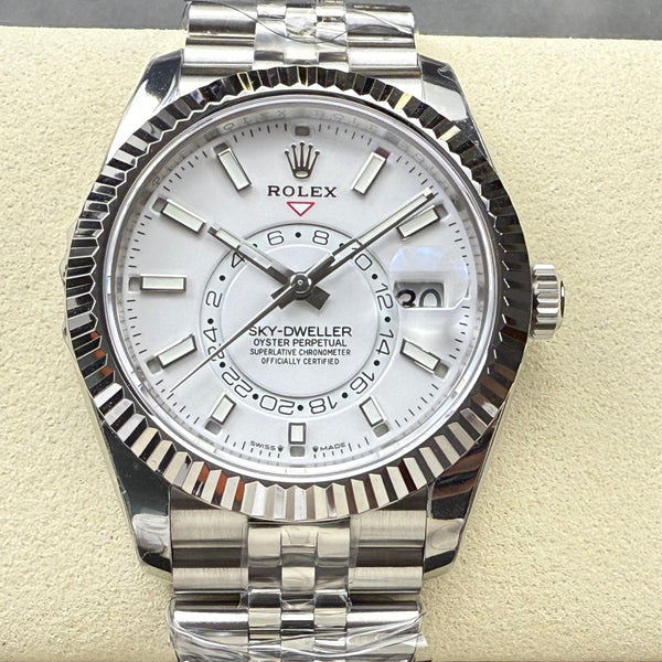 Rolex Sky-Dweller 42mm Argento Bianco