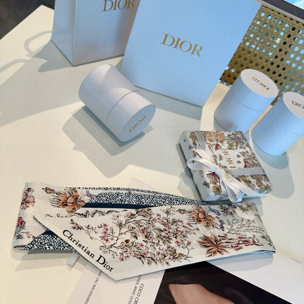 CD Twilly Mini Foulard 105cm Bleu Soie de Mûrier Colorée 914495