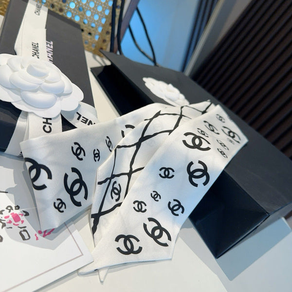 Mini-foulard Twilly CC 120 en twill de soie blanc 147673
