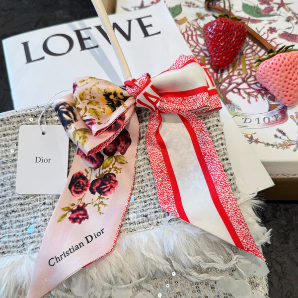 CD 26s Scarf 100cm In Silk 309536