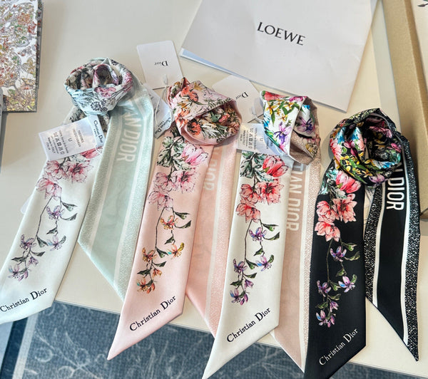 CD Twilly Mini Scarf 105cm Black Colorful Mulberry Silk 902532