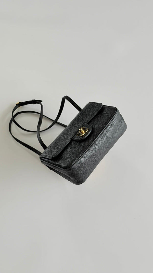 CC 26s Flap Bag Mini 20cm Black Cowhide