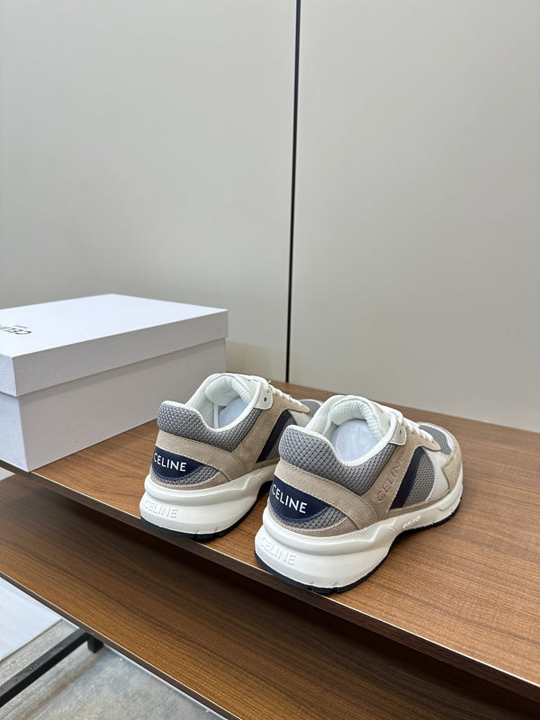 SNEAKER BASSA CON LACCI RUNNER CR-03 IN CAMOSCIO MARRONE ARACHIDI E PELLE DI VITELLO BIANCA