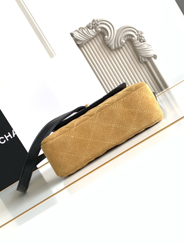 CC 25A Shoulder Bag 18.5cm Brown Black Suede