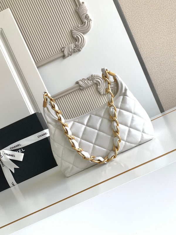 CC Hobo Bag With Chain 35cm White Lambskin 277764 GHW