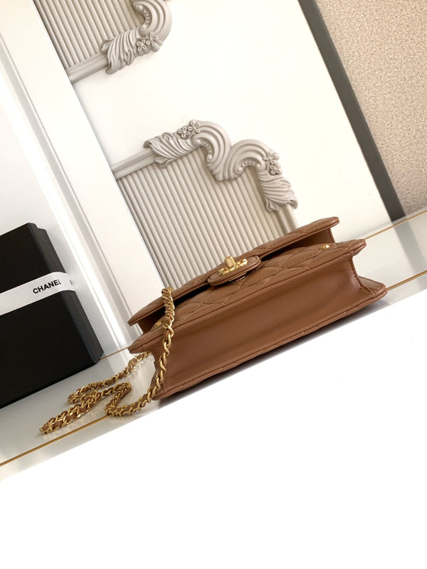 CC Handle Bag 19cm Double C Camel Lambskin Gold Hardware