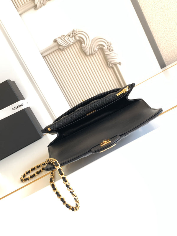 Borsa con manico CC 19 cm Doppia C Pelle di agnello nera Hardware dorato