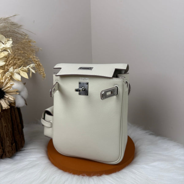 HM Kelly Jump Backpack White Cowhide Sliver Hardware 270038