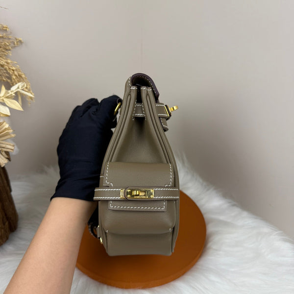 HM Kelly Jump Backpack Taupe Brown Cowhide Gold Hardware 270040