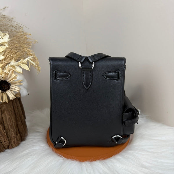 HM Kelly Jump Backpack Black Cowhide Sliver Hardware 270046