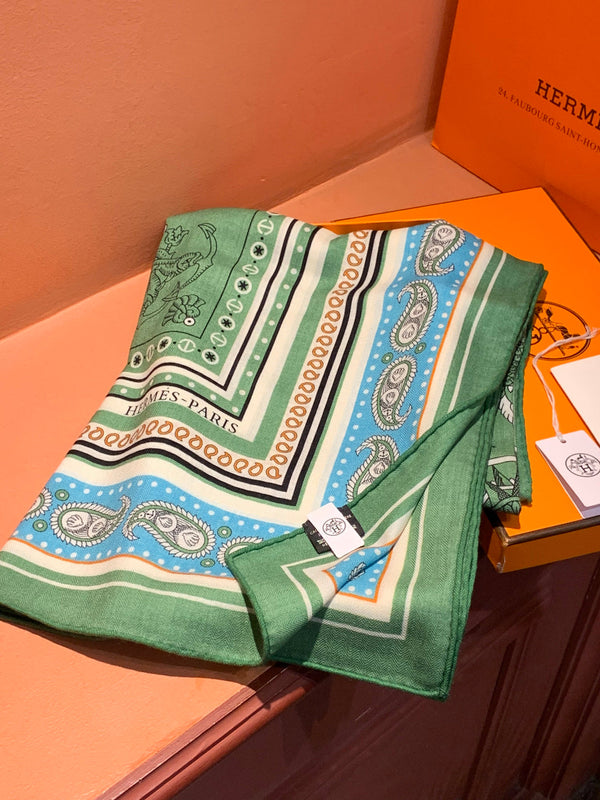 HM Foulard double face 26s 140cm Soie Cachemire Vert 153145