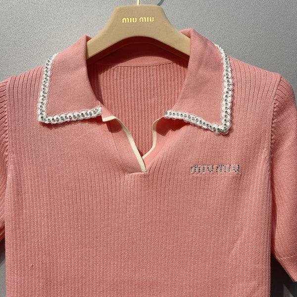 Haut en maille Miu SS26, col, dentelle, perles, logo, corail clair, coton, soie 350904