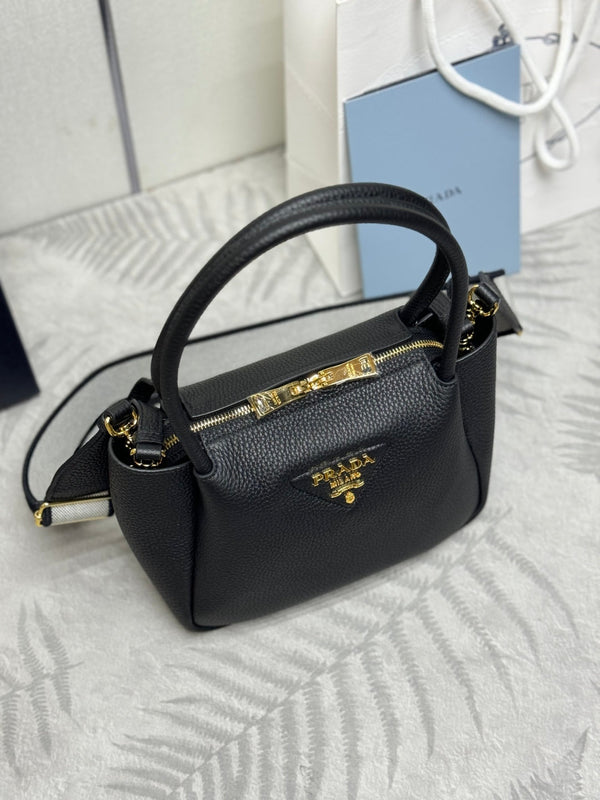 Prada Small Bag 23cm Black Grain Leather GHW