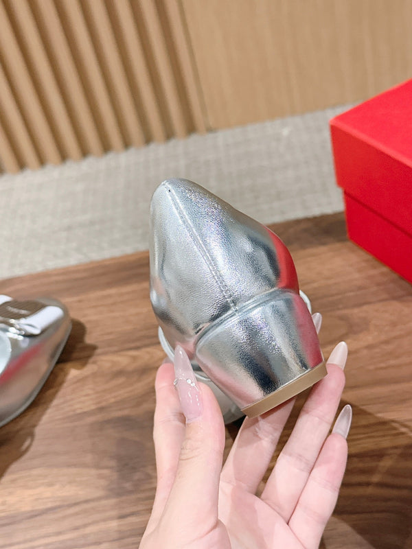 Ferragamo Vara Bow Mary Jane 3cm Sliver Glossy Leather 693000