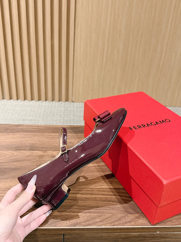 Ferragamo Vara Bow Mary Jane 3cm Burgundy Patent Leather 693007