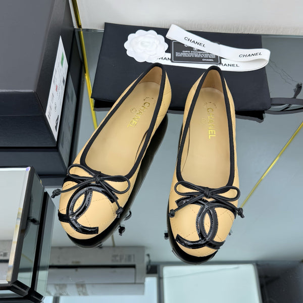 CC 25 Cambon Ballerina Beige Nero Pelle di vitello trapuntata