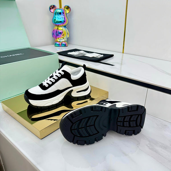 CC 25 Sneaker Black White Cowhide 331171